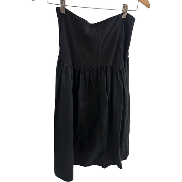 Lisa Says Gah Black Ribbed Maxi Skirt - Picture 1 of 4